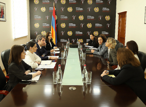 Григор Минасян принял руководителя офиса Всемирного банка