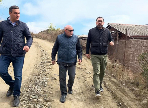 Գյուղերի հարևանությամբ ադրբեջանցի զինծառայողների ներկայության պատճառով վտանգված է մարդկանց անվտանգությունը․ Թաթոյան