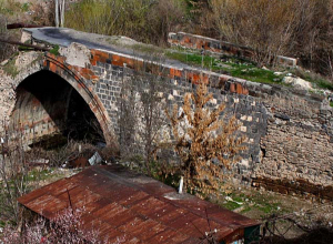 Ստորագրվել է հուշագիր՝ Կարմիր կամուրջ հուշարձանի վերականգնման վերաբերյալ