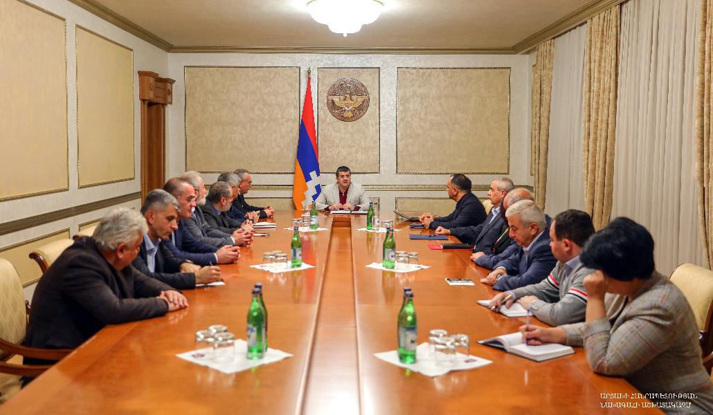 041122Khorhrdakcutyun