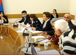Քաշաթաղի շրջանից տեղահանվածների բնակարանային ապահովմանը նվիրված քննարկում ԱԺ-ում․ ՈՒՂԻՂ