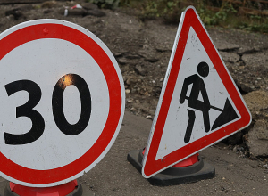 Տեղի է ունեցել մասնակի փլուզում, ինչի հետևանքով կամրջի երթևեկությունը դադարեցվել է