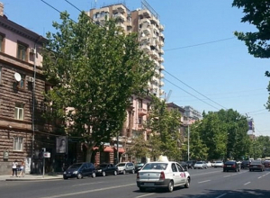 Կփակվի  Խորենացի-Լուսավորիչ ամբողջ հատվածի երթևեկությունը