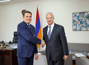 Новоназначенный посол Чили вручил копию верительных грамот заместителю министра иностранных дел