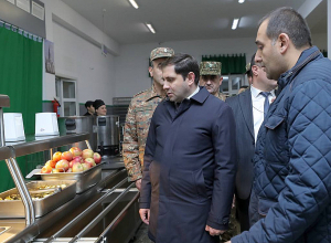 ՀՀ պաշտպանության նախարարն այցելել է N զորամաս