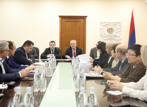 Վահրամ Դումանյանը հանդիպել է բուհերի ռեկտորների հետ