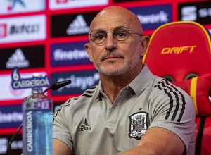 Իսպանիայի ֆուտբոլի հավաքականը կգլխավորի 61-ամյա Լուիս դե լա Ֆուենտեն