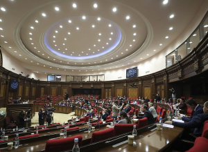 57 կողմ ձայնով ընդունվեց ԱԺ հայտարարությունը