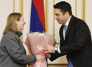 Շնորհակալ ենք ԱՄՆ-ին Լաչինի միջանցքի շուրջ ծավալվող իրադարձություններին հասցեական արձագանքի համար․Ալեն Սիմոնյանը՝ ԱՄՆ դեսպանին