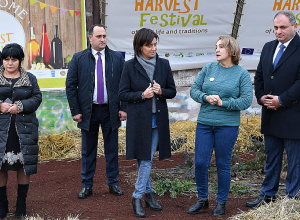 Աննա Հակոբյանն այս անգամ Կոտայքի մարզ է այցելել (Լուսանկարներ)