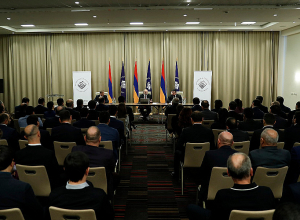 Ջերմուկում Փաշինյանի գլխավորությամբ տեղի է ունեցել ՔՊ-ի նիստ