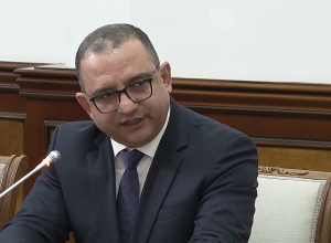 Վարչապետը Ֆինանսների նախարարության աշխատակազմին է ներկայացրել նորանշանակ նախարարին