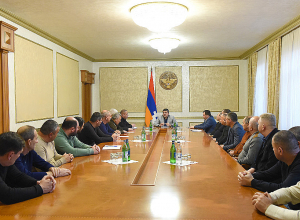 Араик Арутюнян и члены Союза офицеров запаса Арцаха обсудили последствие блокады