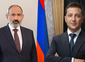 Никол Пашинян направил поздравительное послание Владимиру Зеленскому