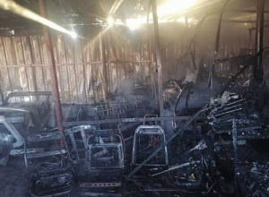 Տաշիր քաղաքում այրվել է ավտոտեխսպասարկման կետերից մեկի տանիքը