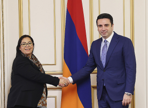 У Армении есть чему поучиться: Наваррете - Симоняну