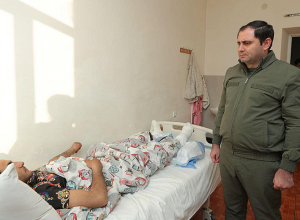 Սուրեն Պապիկյանը տեսակցել է հունվարի 19-ին հրդեհի հետևանքով այրվածքներ ստացած զինծառայողներին