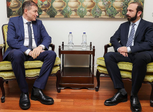 Արարատ Միրզոյանը բարձր է գնահատել ՀՀ-ում մշտադիտարկման առաքելության տեղակայման ԵՄ խորհրդի որոշումը