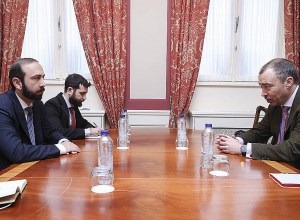 Արարատ Միրզոյանը հանդիպում է ունեցել Տոյվո Կլաարի և Մագդալենա Գրոնոյի հետ