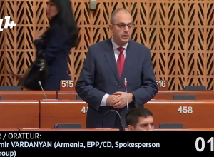 Մինչ մենք քննարկում ենք անում, 120000 մարդ տանջվում է այս պահին