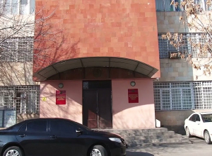 Обманным путём завладел золотым кольцом 70-летней женщины