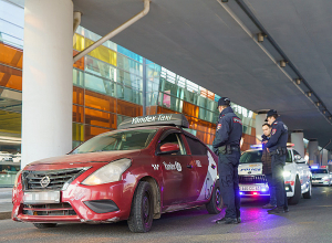 «Զվարթնոց» օդանավակայանում ՔՏՀԱՏՄ-ն վերահսկողություն է իրականացրել տաքսու վարորդների նկատմամբ