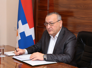 Արցախի ԱԺ նախագահ Արթուր Թովմասյանը խորհրդակցություն է հրավիրել
