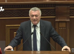 Нужно сформировать команду смертников, которая устранит эту власть: Рубен Акопян