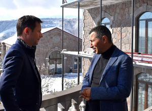 Եվրախորհրդարանի պատգամավորը անձամբ համոզվել է՝ Լաչինի միջանցքը փակ է