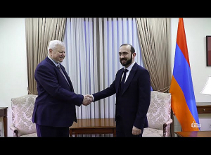 ԱԳ նախարար Արարատ Միրզոյանն ընդունել է ԵԱՀԿ գործող նախագահի անձնական ներկայացուցիչ Անջեյ Կասպրչիկին