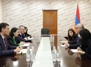 Мы говорим о развитии науки, а рядом с нами происходит гуманитарный кризис: министр - послу Японии