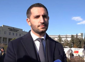 На данный момент нет договоренностей о взаимных визитах в рамках матчей между сборными Армении и Турции по футболу: Рубинян