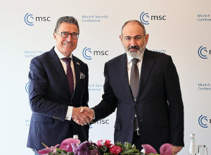 Վարչապետը հանդիպել է ՆԱՏՕ ի նախկին գլխավոր քարտուղար Անդերս Ֆոգ Ռասմուսենի հետ