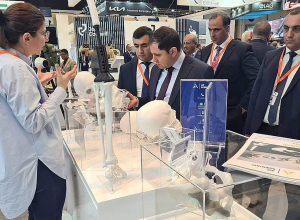 Սուրեն Պապիկյանը ծանոթացել է ռազմարդյունաբերության մի շարք նորագույն նմուշների