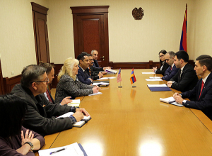 Ռուստամ Բադասյանը ընդունել է ԱՄՆ մաքսային և սահմանային պաշտպանության գործակալության ներկայացուցիչներին