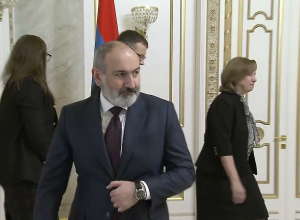 Пашинян принял новоназначенного посла США в РА Кристину Куинн