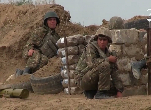 Գիշերը տագնապ տվեցին, որ պետք է բարձրանանք դիրքեր․ Բժշկականում սովորող  Բոյախչյան եղբայրները