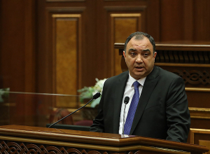 Видеокамеры будут установлены во всех отделах: Ваге Казарян