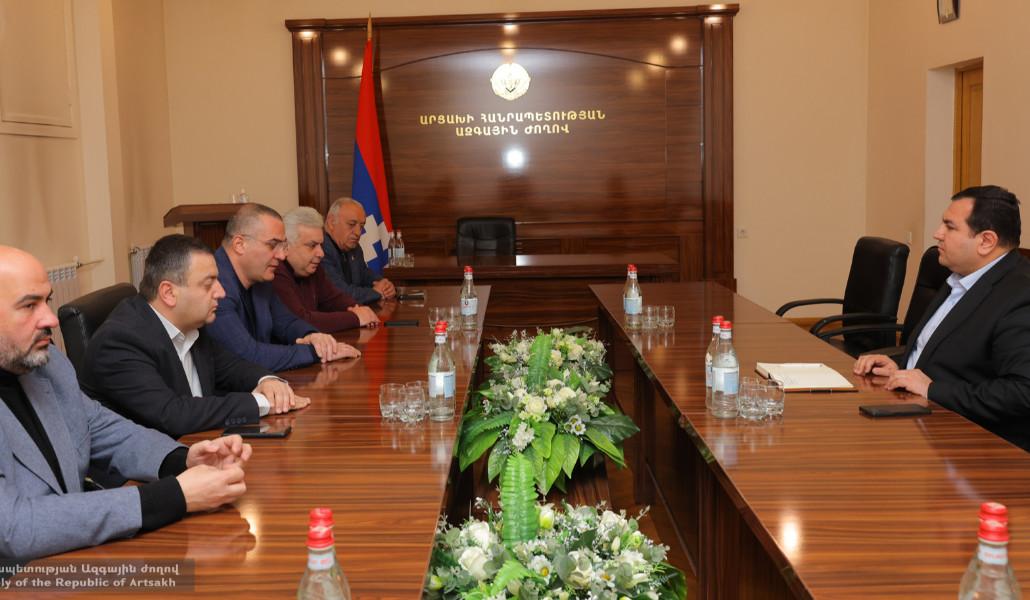 ՆԱ_02
