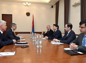 Ֆինանսների նախարարն ընդունել է Ղազախստանի դեսպանին