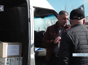 Արցախում օգնում են ջերմոցային տնտեսությունների կայացմանը