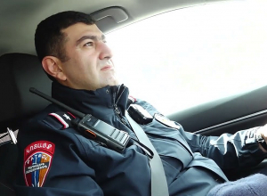 Փորձել էր ազատվել թմրանյութից, բայց Կոտայքի պարեկներն ուշադիր էին