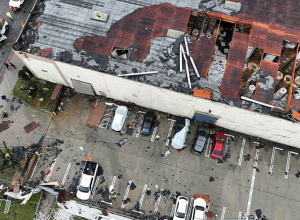 Լոս Անջելեսի մերձակայքում գտնվող քաղաքում հազվագյուտ տորնադո է տեղի ունեցել