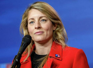 Министр ИД Канады призвала Баку открыть Лачинский коридор и освободить всех армянских военнопленных