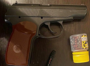 Ծանոթը զենք է պարել եւ հափշտակել 7000 դրամ․ ոստիկանները ժամերի ընթացքում բացահայտեցին ավազակությունը