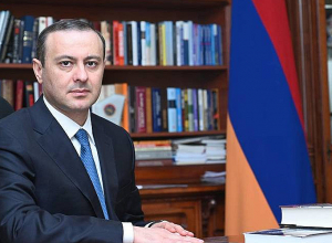 Խիստ անհրաժեշտ է Լեռնային Ղարաբաղ և Լաչինի միջանցք ուղարկել միջազգային փաստահավաք խումբ. Արմեն Գրիգորյան