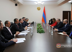 Секретарь СБ принял заместителя министра иностранных дел и международного сотрудничества Италии