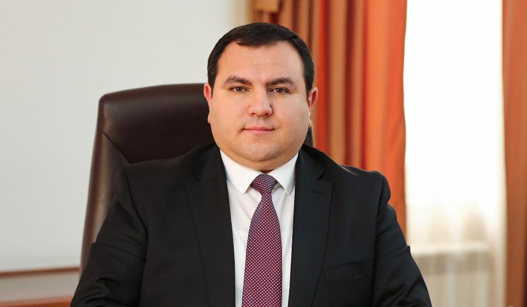 Արցախի պետնախարար