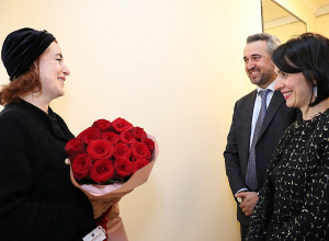 «Վստահ եմ՝ հանդիսատեսը կգնահատի ձեր ջանքերը»․ նախարարը՝ «Սանսեթ Բուլվար» մյուզիքլի ստեղծագործական թիմին