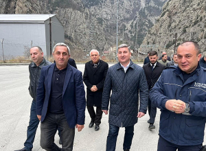 Հայկական պատվիրակությունն այցելել է Վրաստան - Ռուսաստան սահմանի՝ Վերին Լարսի անցակետ